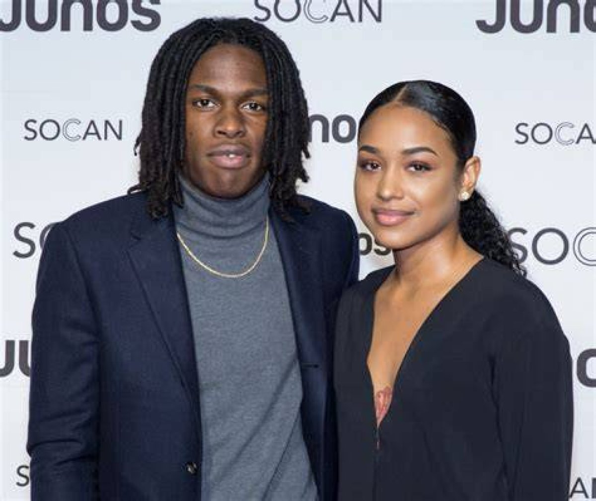 Daniel Caesar Girlfriend: Is Daniel Caesar in a Relationship?