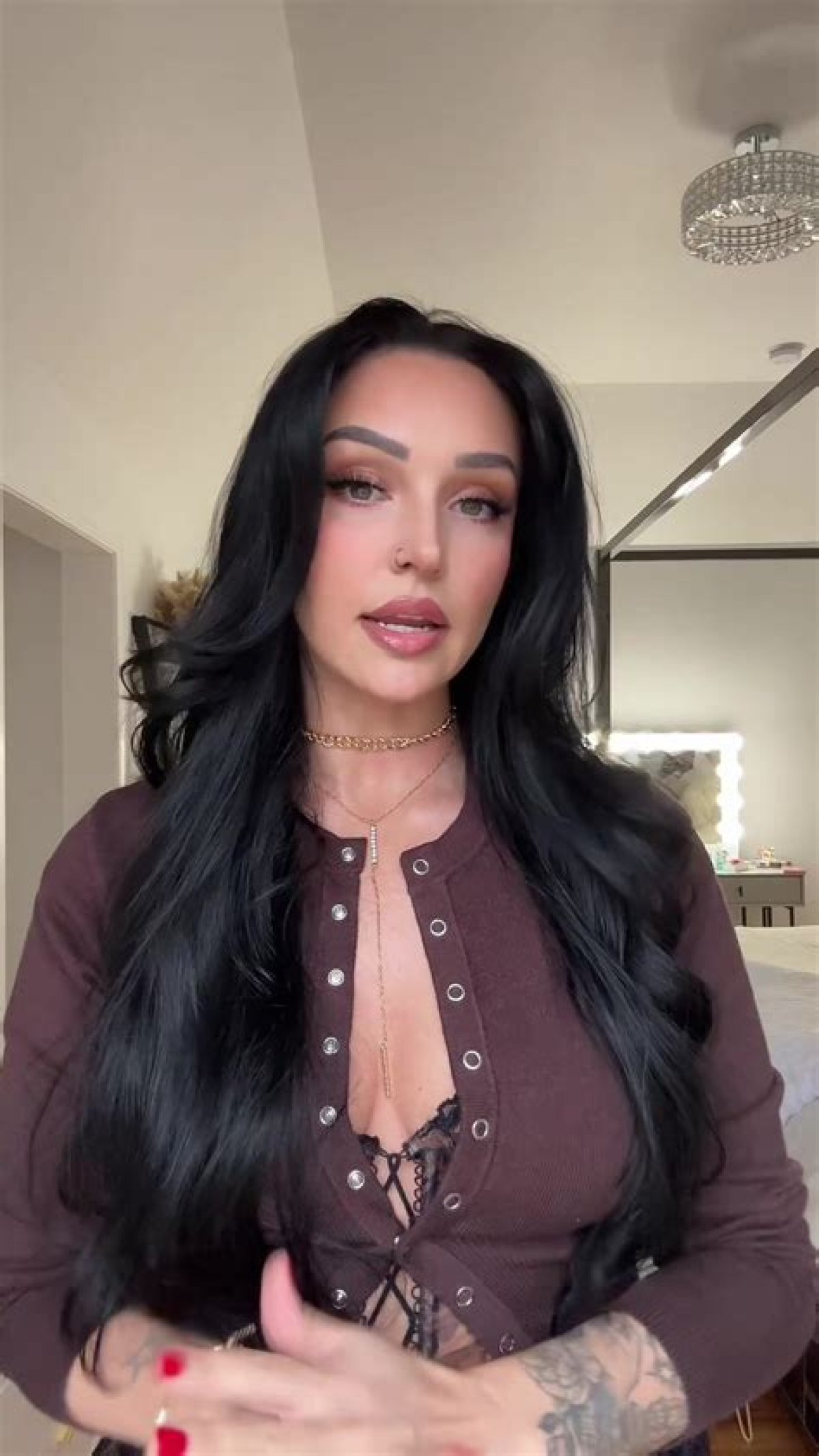 Who Is Amber Eileen Schindler Tiktok? Ria Demiri Wife, Who Is Her Ex Husband?